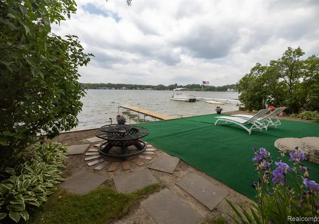 Photo 2 of Sale Pending at 8691 Cooley Lake Rd, Commerce Township, MI 48382 | MLS# 61000569 | Listing updated on 2026-07-24