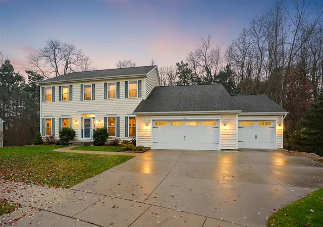 2nd image of 4711 Andover Woods Ct, Portage, MI 49024 | MLS# 70506172