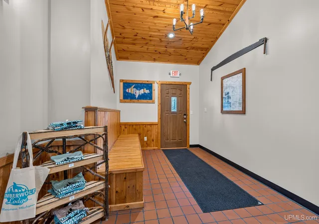 Homes for sale in Manistique, MI | 8928 N Boot Lake Rd, Manistique, MI 49854 | MLS# 50213932