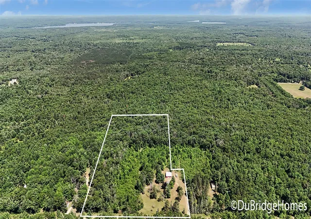Photo 3 of Sale Pending at 8347 E 62nd Street, Newaygo, MI 49337 | MLS# 70544559 | Listing updated on 2026-08-28