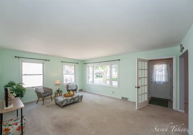 Homes for sale in Grand Haven, MI | 926 Franklin Ave, Grand Haven, MI 49417 | MLS# 70542678