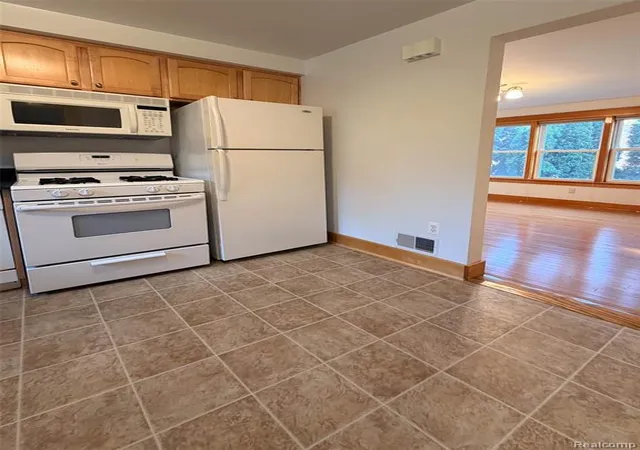 Photo 3 of House for sale at 1261 S Birch St, Dearborn, MI 48124 1902 | MLS# 61021893 | Listing updated on 2026-10-06
