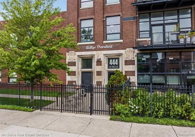 Homes for sale in Detroit, MI | 444 W Willis St, Detroit, MI 48201