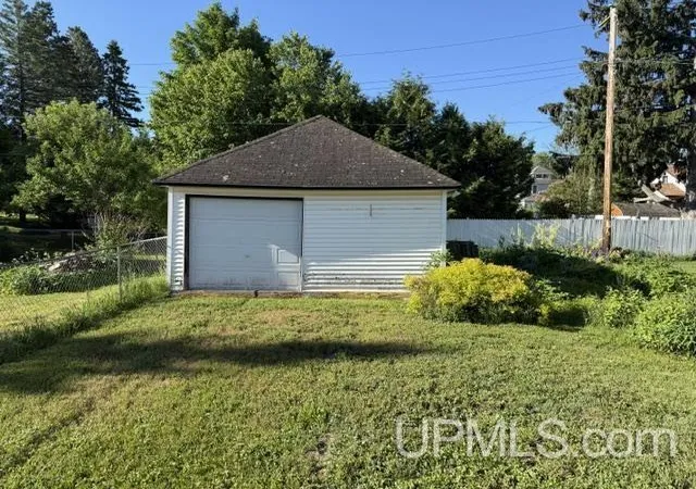 Homes for sale in Ironwood, MI | 241 E Michigan Ave, Ironwood, MI 49938 | MLS# 50211412