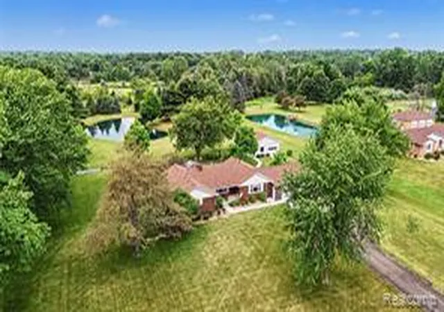 Homes for sale in Saint Clair, MI | 2180 Hurst Rd, Saint Clair, MI 48079 | MLS# 61009196
