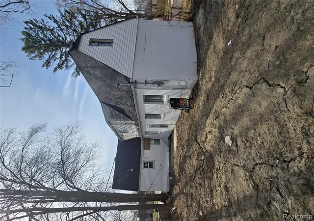 5th image of 18101 Cornwall St, Detroit, MI 48224 | MLS# 60978976