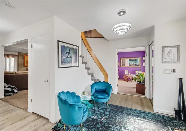 Photo 5 of Single family home for sale at 28824 Appleblossom Ln, Farmington, MI 48331 | MLS# 61013287 | Listing updated on 2026-08-13