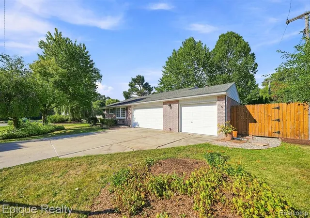 Photo 2 of Single family home for sale at 23571 E Le Bost, Novi, MI 48375 | MLS# 61025637 | Listing updated on 2026-08-30