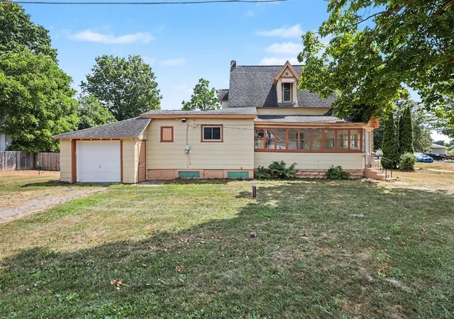 5th image of 263 S Main St, Clarksville, MI 48815 | MLS# 70553081