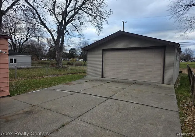 Photo 2 of Single family home for sale at 18948 Wall St, Melvindale, MI 48122 1873 | MLS# 60985688 | Listing updated on 2026-08-31