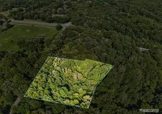1st image of V/l Kirby Rd, Battle Creek, MI 49017 | MLS# 61004741