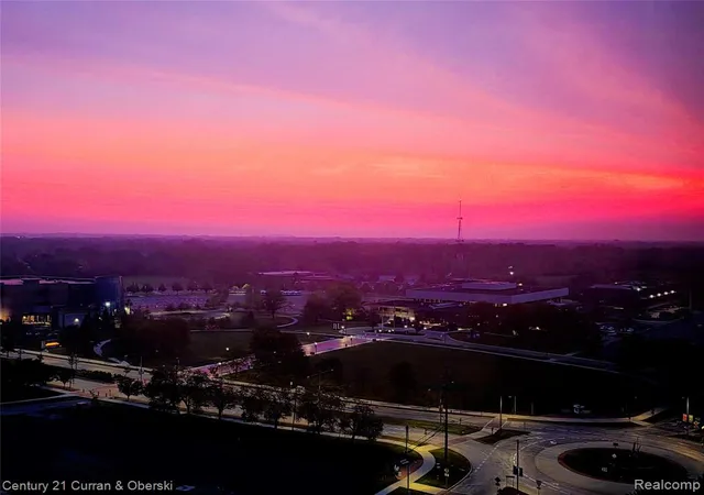 3rd image of 5000 Town Ctr #1606, Southfield, MI 48075 | MLS# 60996870