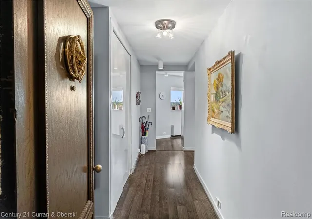 4th image of 5000 Town Ctr #1606, Southfield, MI 48075 | MLS# 60996870