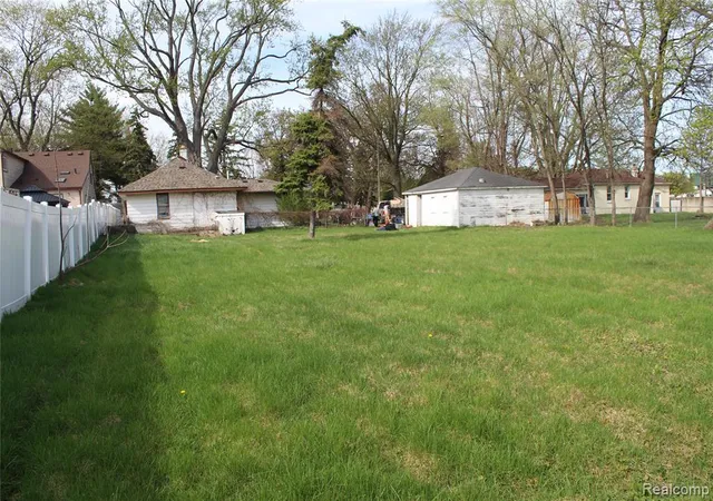 2nd image of 5610 Noll St, Sterling Heights, MI 48310 | MLS# 60985696