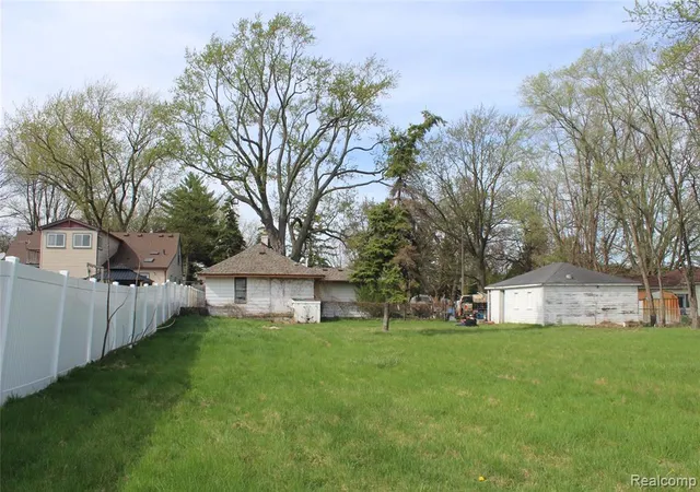 3rd image of 5610 Noll St, Sterling Heights, MI 48310 | MLS# 60985696