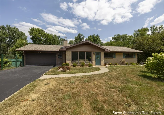 Photo 1 of Sale Pending at 4372 Cordes Ave, Comstock Park, MI 49321 | MLS# 70548245 | Listing updated on 2026-08-28