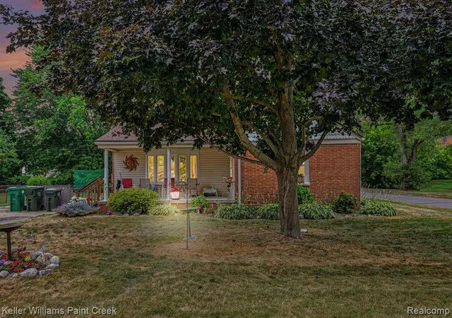 Photo 1 of Sale Pending at 2340 Hessel Ave, Rochester Hills, MI 48307 | MLS# 61016106 | Listing updated on 2026-08-15