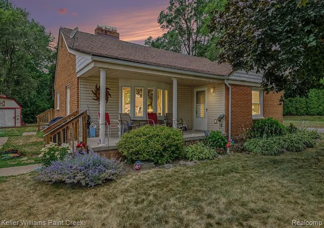 Photo 25 of Sale Pending at 2340 Hessel Ave, Rochester Hills, MI 48307 | MLS# 61016106 | Listing updated on 2026-08-15