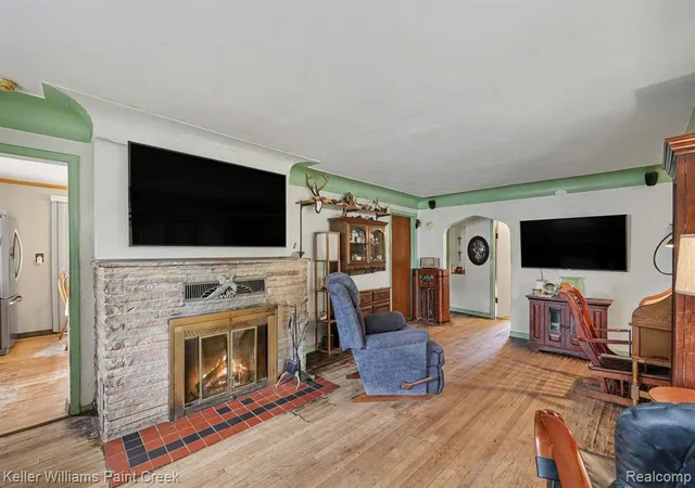 Photo 3 of Sale Pending at 2340 Hessel Ave, Rochester Hills, MI 48307 | MLS# 61016106 | Listing updated on 2026-08-15