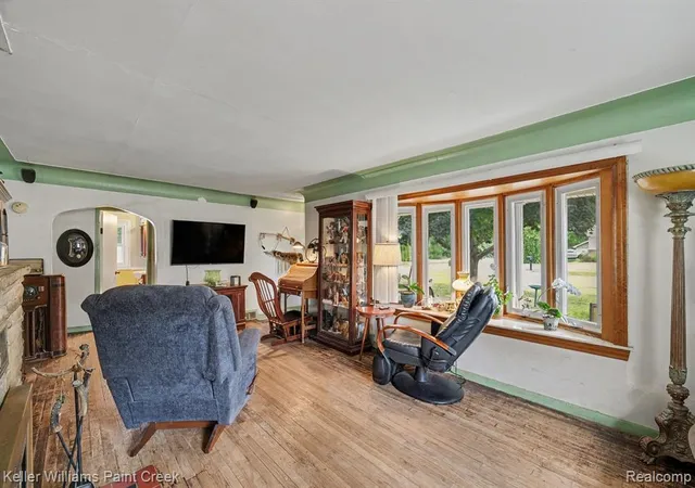 Photo 4 of Sale Pending at 2340 Hessel Ave, Rochester Hills, MI 48307 | MLS# 61016106 | Listing updated on 2026-08-15