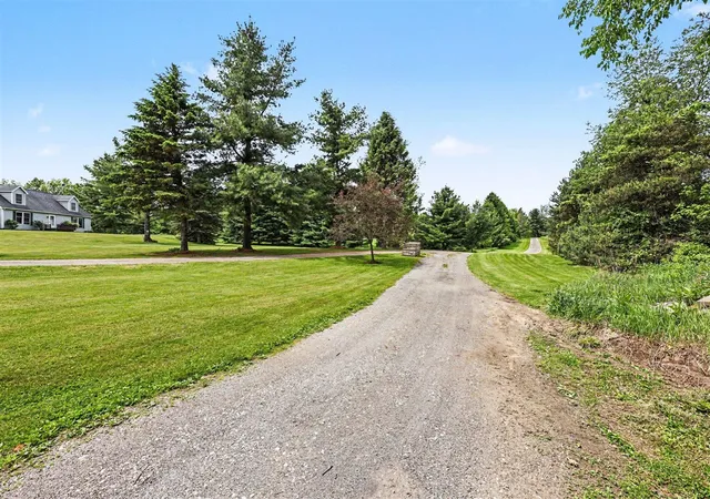 Homes for sale in Manchester, MI | 10955 Sooten Rd, Manchester, MI 48158 | MLS# 70513803