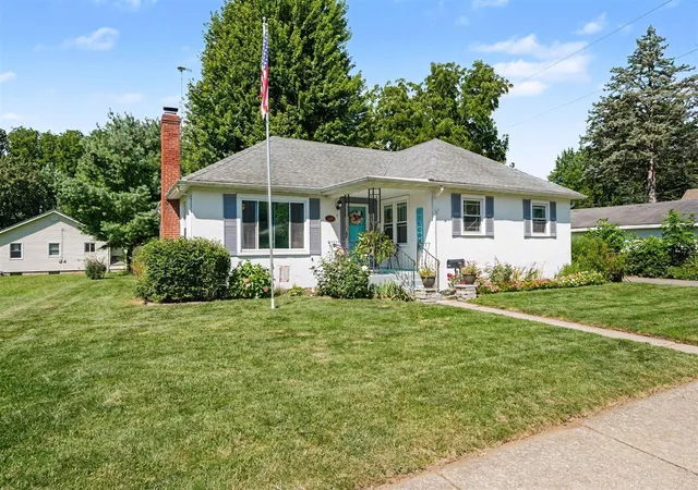 Photo 3 of Single family home for sale at 106 N 14th St, Niles, MI 49120 | MLS# 70554920 | Listing updated on 2026-08-27