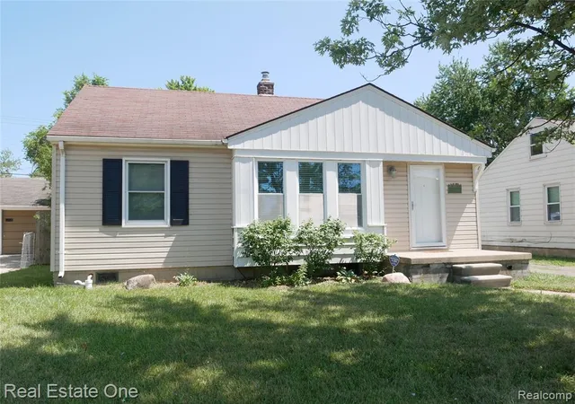 Photo 1 of Single family home for sale at 3876 Greenfield Rd, Berkley, MI 48072 | MLS# 61018785 | Listing updated on 2026-09-05