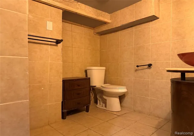 38th image of 239 Eason St, Highland Park, MI 48203 | MLS# 60321995