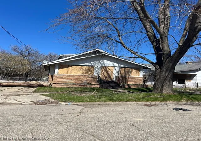 2nd image of 133 E Oakley St, Flint, MI 48503 | MLS# 60392502