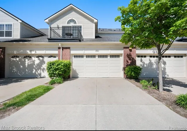 2nd image of 1102 Abigail Ct, Walled Lake, MI 48390 | MLS# 61010512