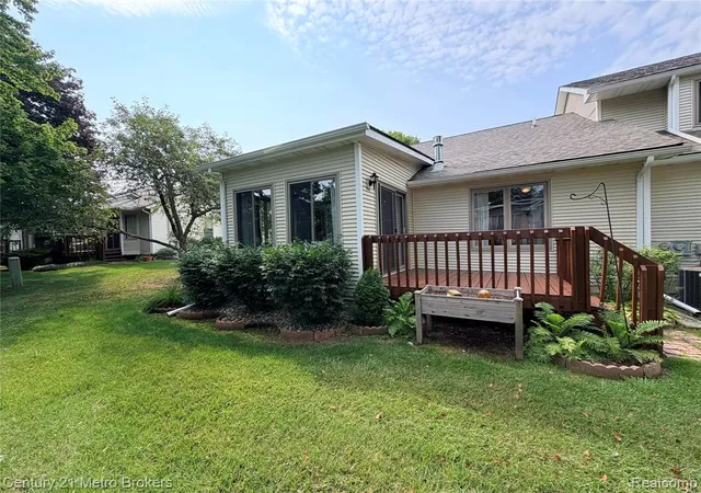 2nd image of 9409 Linda Dr, Davison, MI 48423 1798