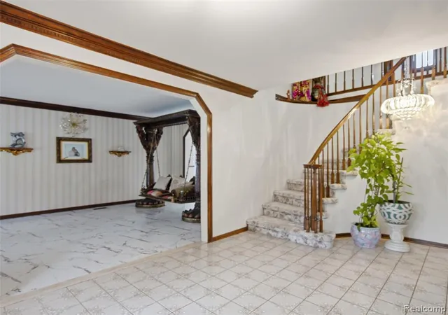 4th image of 22520 Vacri Ln, Farmington Hills, MI 48335 | MLS# 61022923