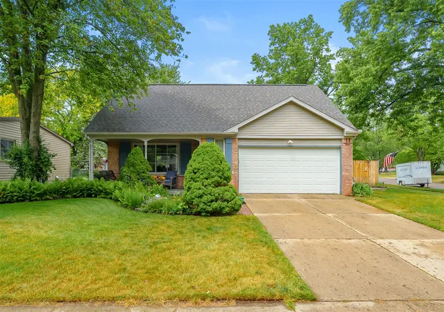 Homes for sale in Portage, MI | 1520 Edington St, Portage, MI 49024 | MLS# 70537612