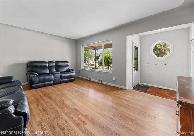 Photo 4 of Sale Pending at 52655 Pappy, Shelby Township, MI 48316 | MLS# 61001021 | Listing updated on 2026-09-05