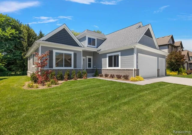 Photo 5 of Single family home for sale at 49287 London Brg Dr, Macomb, MI 48044 | MLS# 61020459 | Listing updated on 2026-08-28