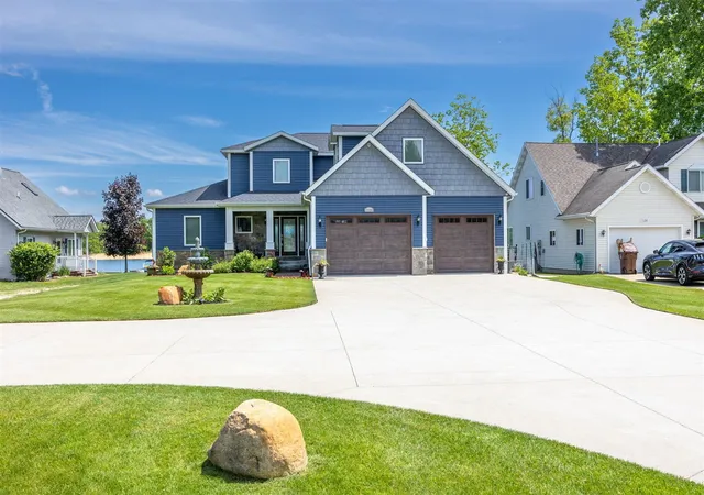 Homes for sale in Stanwood, MI | 7140 Holiday Dr, Stanwood, MI 49346 | MLS# 70521014