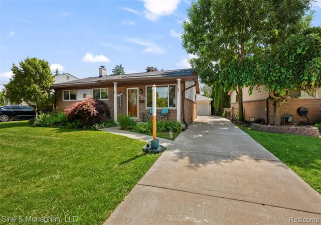 2nd image of 1515 Westchester St, Westland, MI 48186 | MLS# 61010205