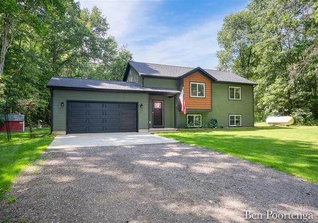 Photo 2 of Single family home for sale at 11637 Crimson Creek Dr, Gowen, MI 49326 | MLS# 70555156 | Listing updated on 2026-08-27