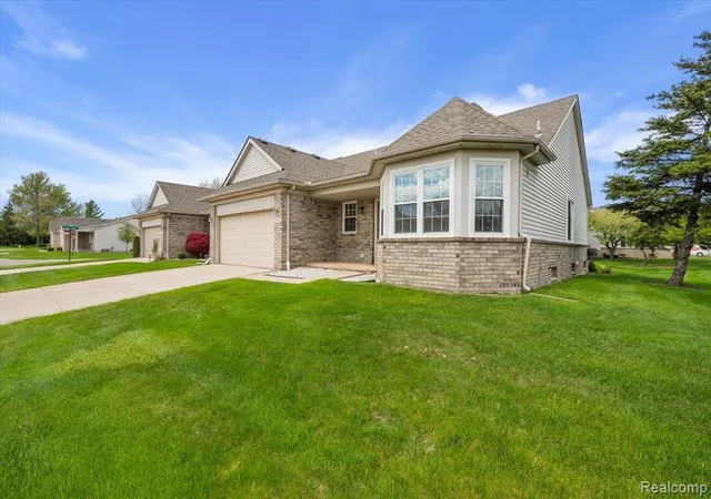 Photo 5 of Sale Pending at 41034 Greenspire Dr, Clinton Township, MI 48038 | MLS# 61000698 | Listing updated on 2026-07-07
