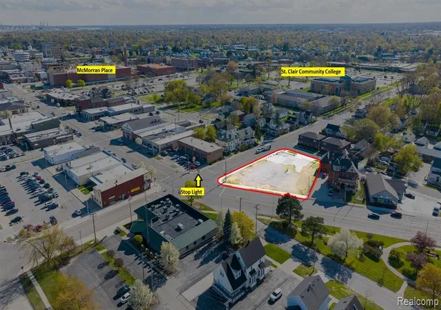 4th image of 805 Pine Grove Ave, Port Huron, MI 48060 | MLS# 60206928