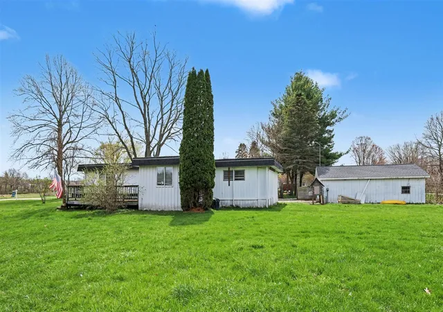 2nd image of 1773 N Newaygo Rd, Bailey, MI 49303 | MLS# 70513637