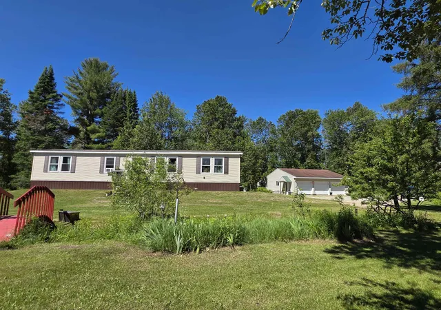 3rd image of 520 Ne Old M-66, Kalkaska, MI 49646 | MLS# 80070086