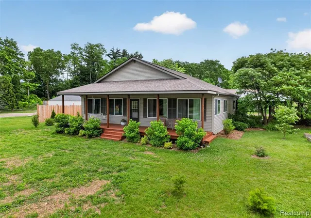 Homes for sale in Metamora, MI | 3781 Herd Rd, Metamora, MI 48455 | MLS# 61004860