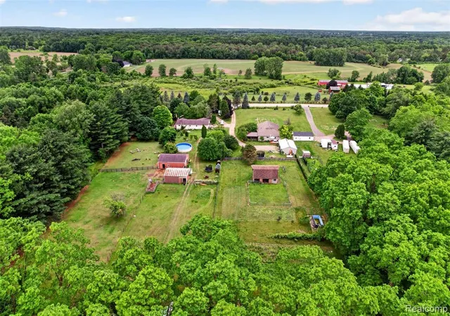 Homes for sale in Metamora, MI | 3781 Herd Rd, Metamora, MI 48455 | MLS# 61004860