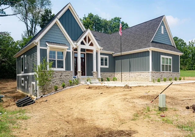 2nd image of 4201 Duck Dr, Ann Arbor, MI 48103 | MLS# 70526045