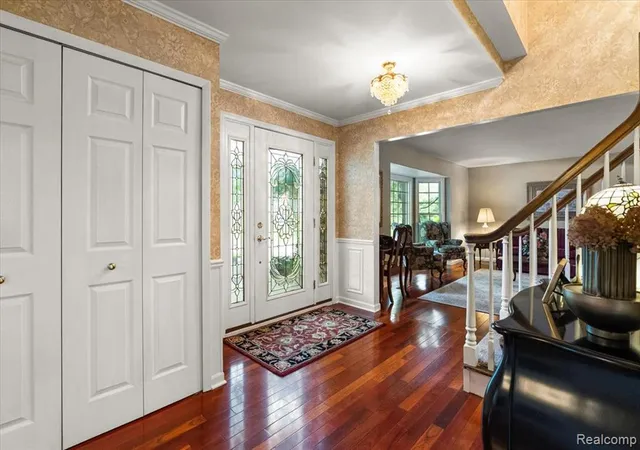 Photo 5 of Sale Pending at 5033 Aintree Ct, Rochester, MI 48306 2702 | MLS# 61024764 | Listing updated on 2026-09-01