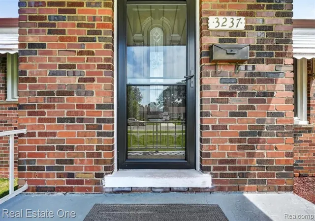 Homes for sale in Dearborn, MI | 3237 Culver Ave, Dearborn, MI 48124 | MLS# 61008491