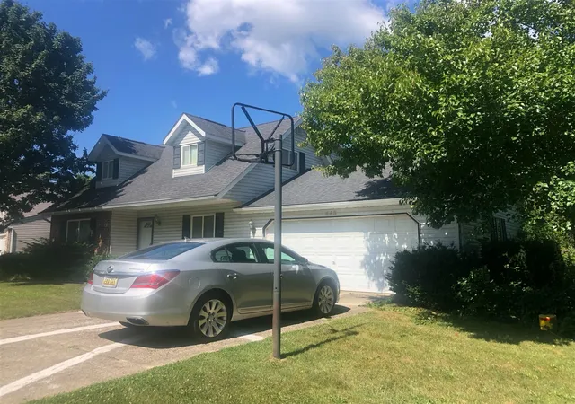 Photo 3 of Single family home for sale at 445 Mansfield Dr, Lapeer, MI 48446 | MLS# 70549566 | Listing updated on 2026-08-08