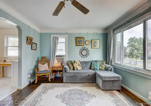 Homes for sale in Ferndale, MI | 521 E Chesterfield St, Ferndale, MI 48220 | MLS# 61001888