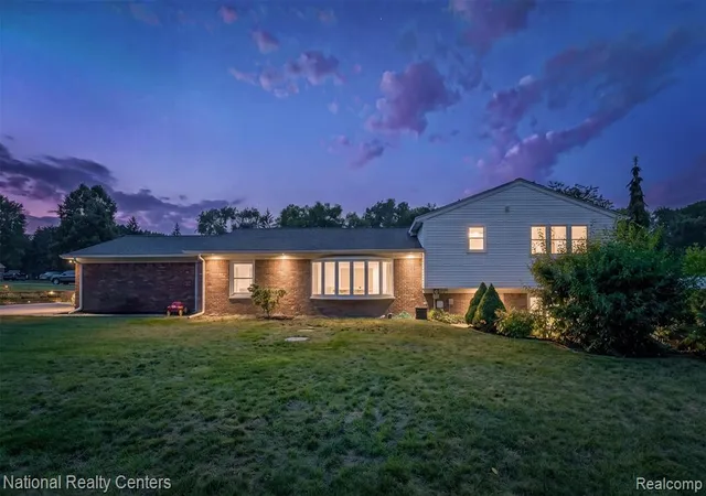 Photo 29 of Sale Pending at 216 Birch Hl Dr, Rochester, MI 48306 | MLS# 61020159 | Listing updated on 2026-08-15
